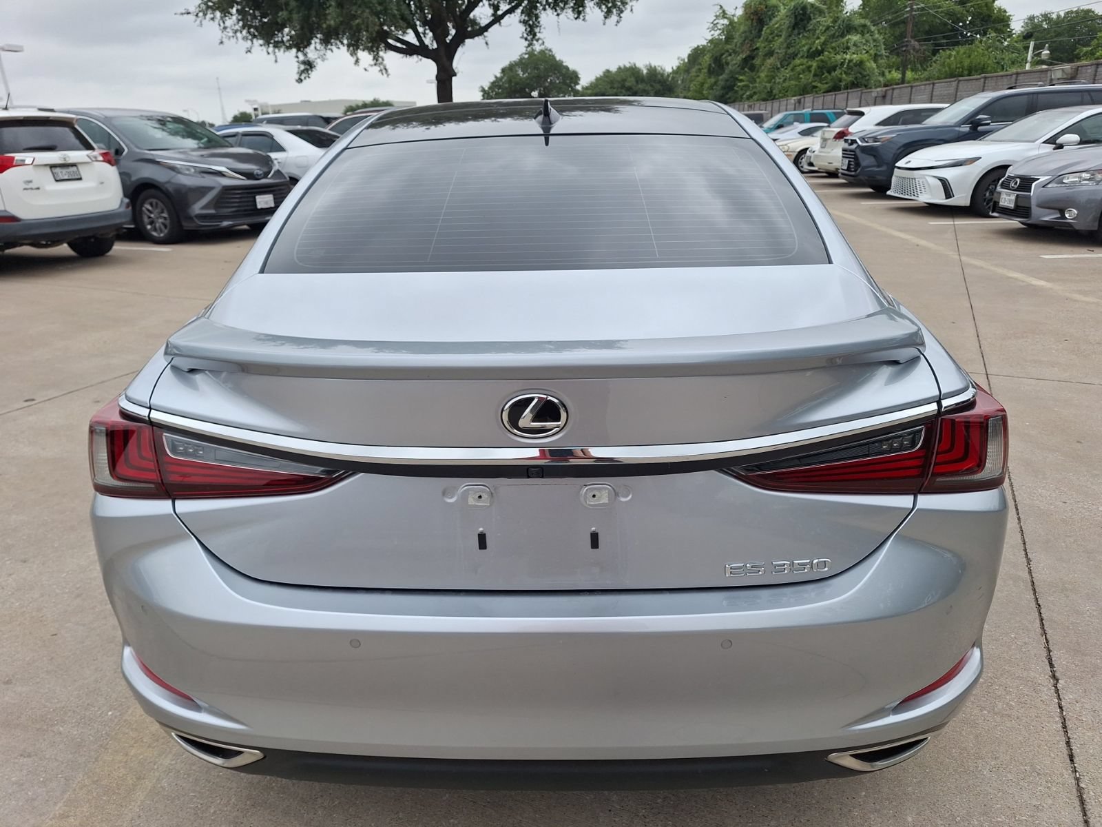 Used 2025 Lexus ES 350 Ultra Luxury FWD image 5