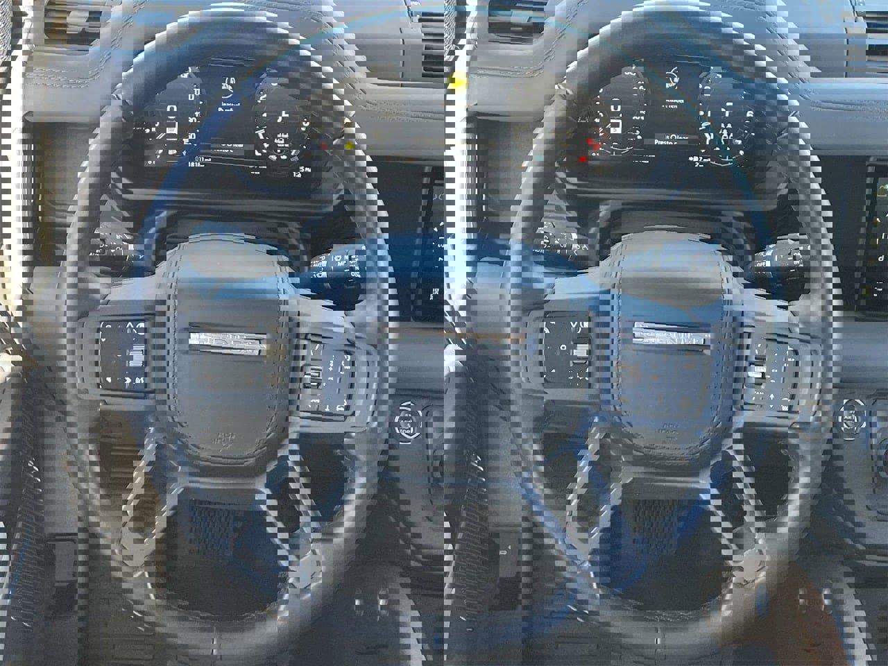 Used 2024 Land Rover Defender 110 X-Dynamic SE image 21