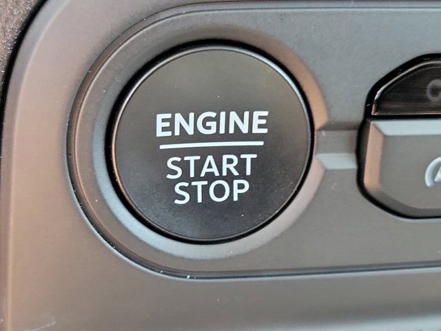 Certified 2025 Ford Bronco Sport Outer Banks w/ Outer Banks Tech Package+ image 28