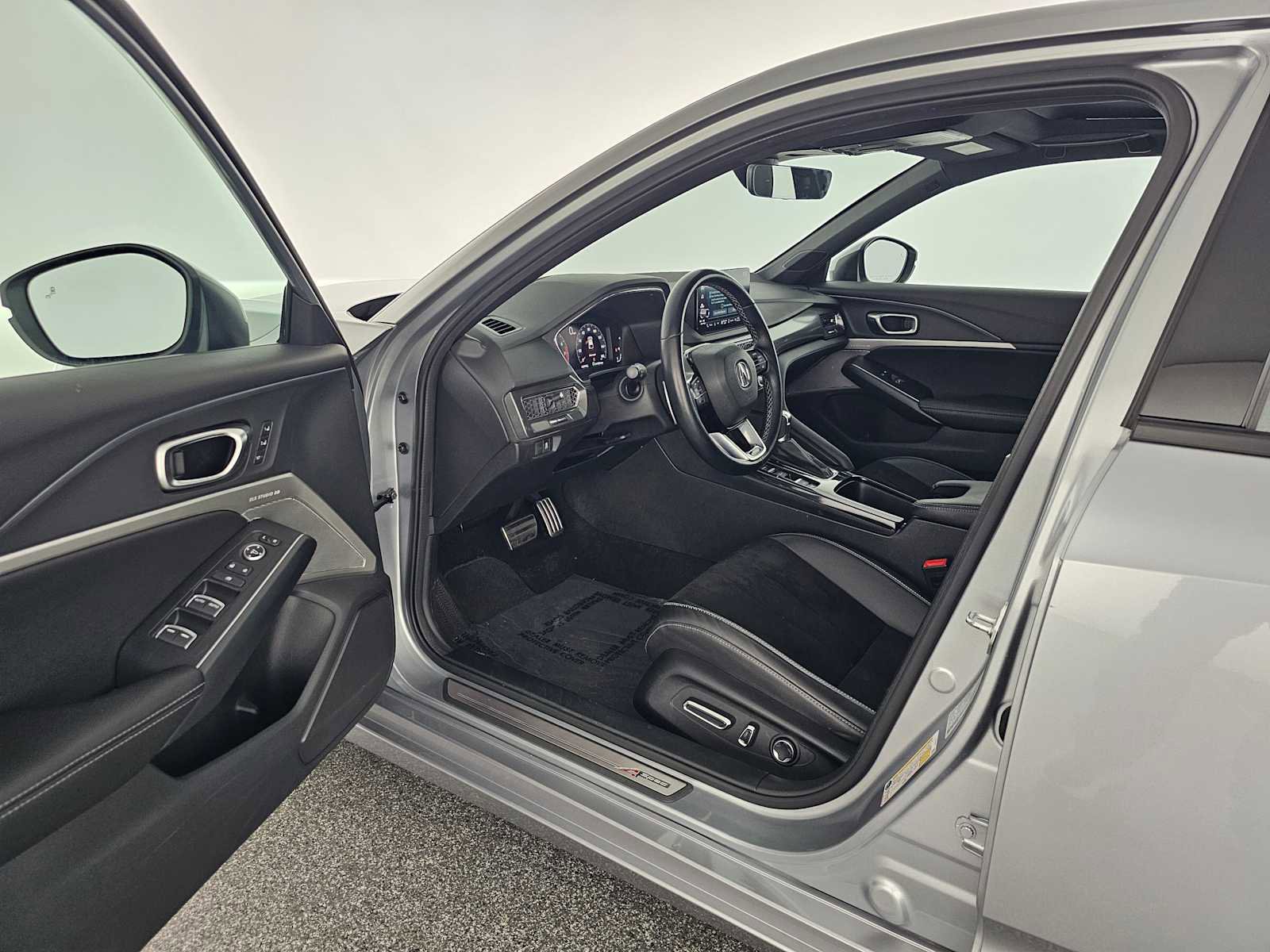 Used 2023 Acura Integra A-Spec image 19