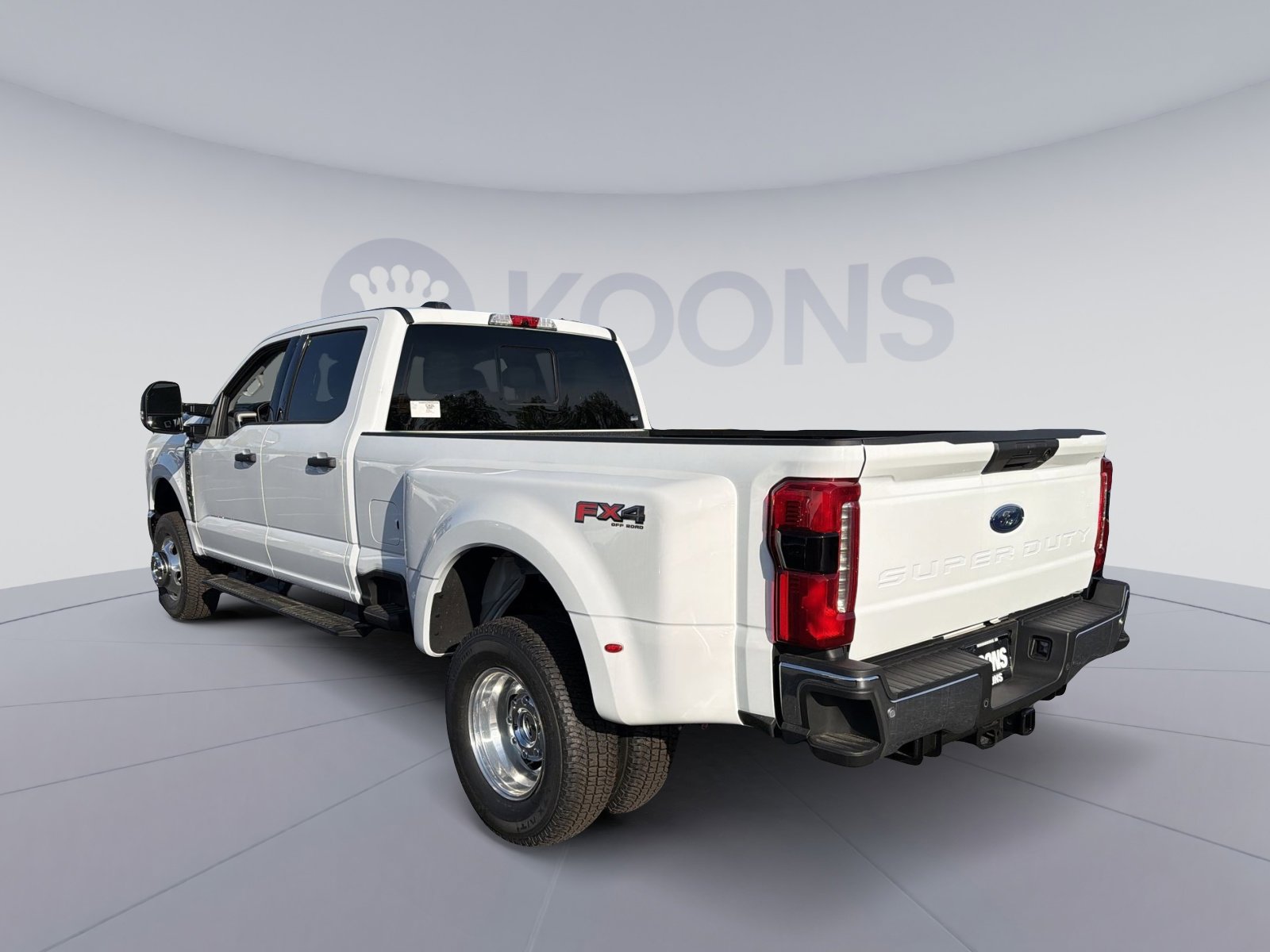 New 2026 Ford F350 XLT w/ 360-Degree Camera Package image 4