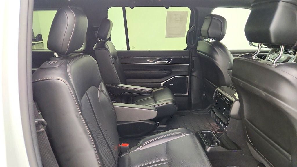 Used 2022 Jeep Wagoneer Series II w/ Convenience Group I RWD image 25