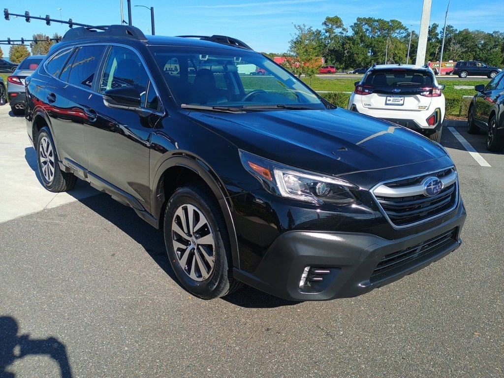 Certified 2022 Subaru Outback Premium image 3