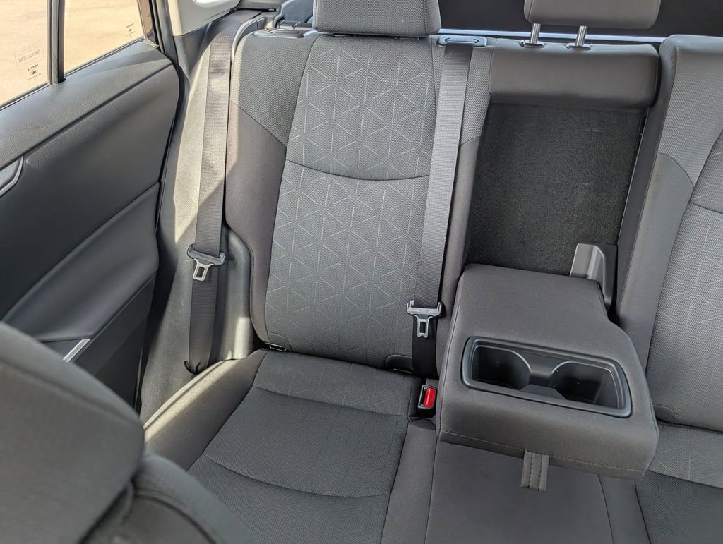 Used 2025 Toyota RAV4 XLE w/ Convenience Package image 32