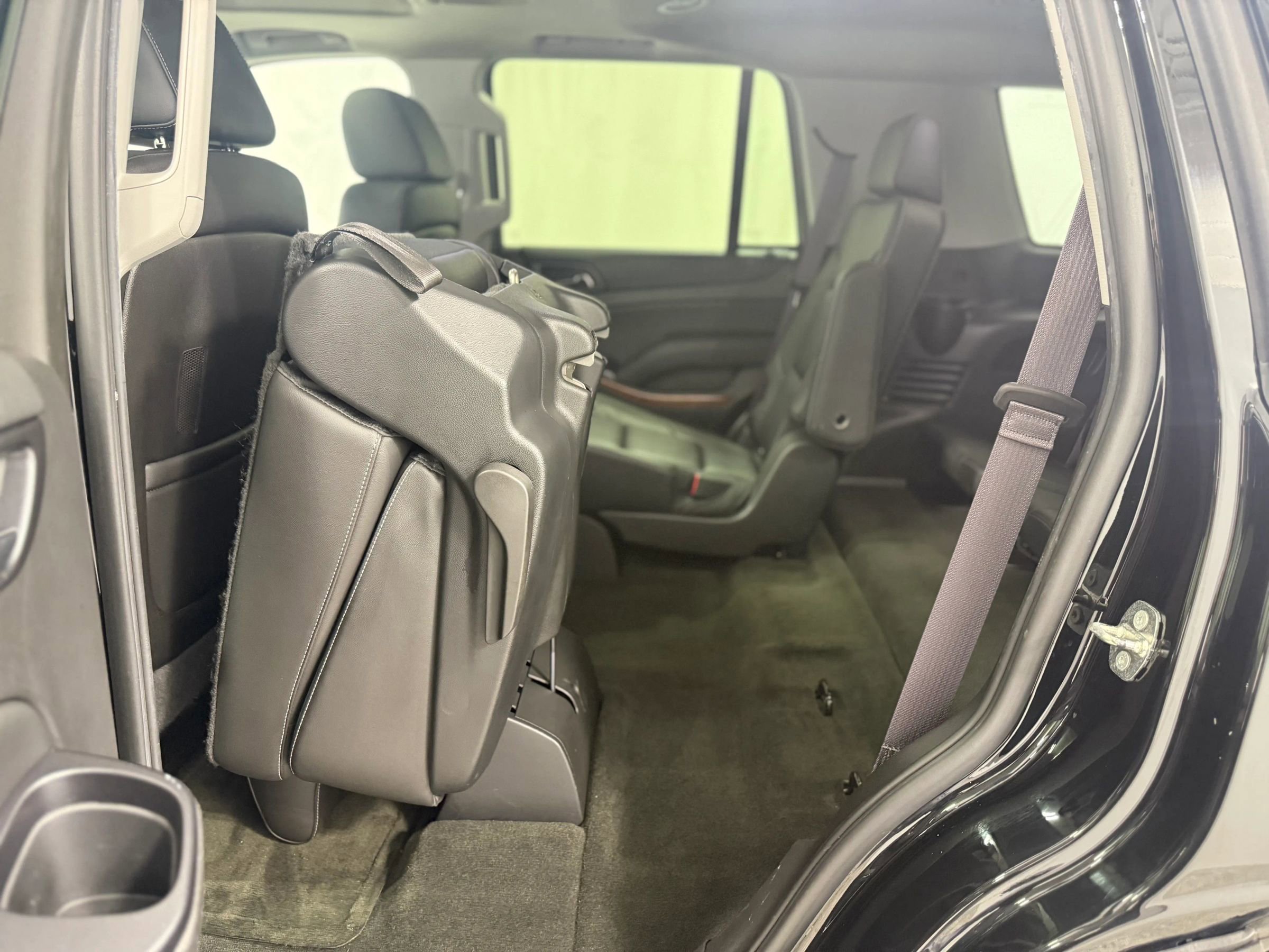 Used 2015 Chevrolet Tahoe LTZ image 39