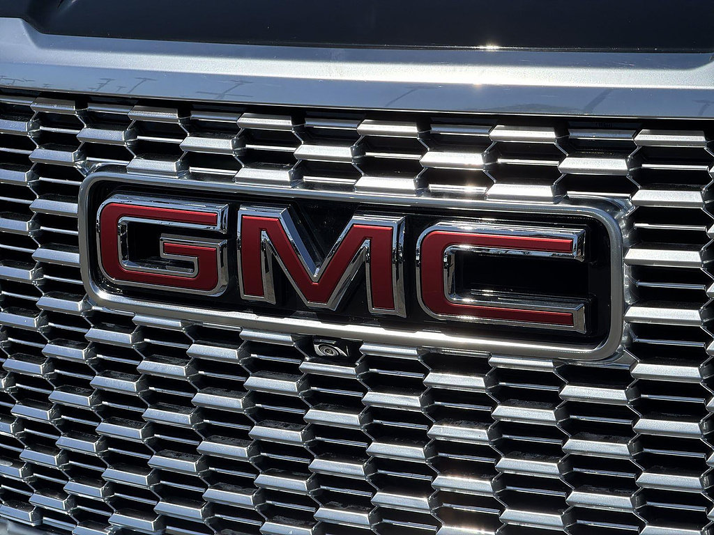 Used 2021 GMC Yukon Denali w/ Denali Ultimate Package RWD image 30