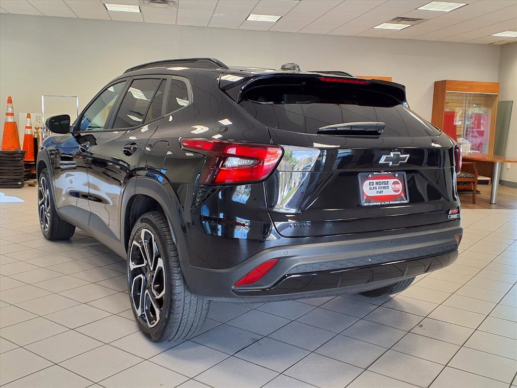 Used 2024 Chevrolet Trax RS w/ Sunroof Package video 3