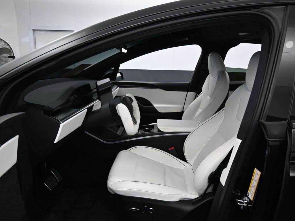 Used 2022 Tesla Model X Plaid AWD/4WD image 12