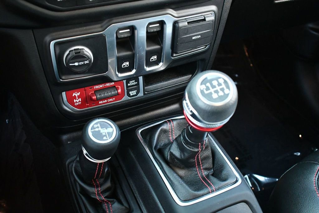 Used 2022 Jeep Wrangler Rubicon w/ Steel Bumper Group image 55