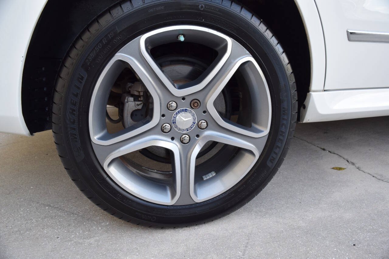 Used 2013 Mercedes-Benz GLK 250 BlueTEC 4MATIC image 85