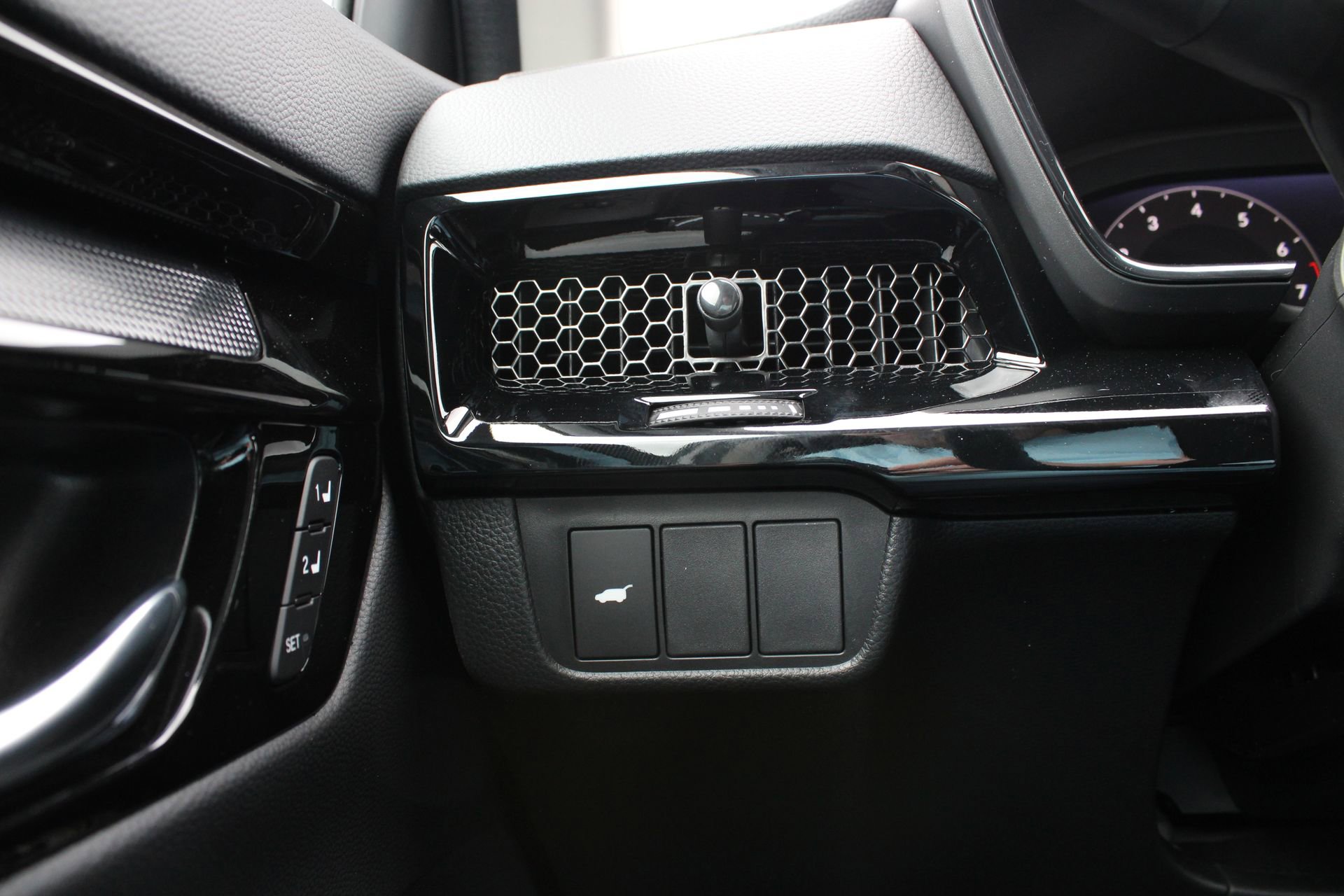 New 2026 Honda CR-V EX-L image 31