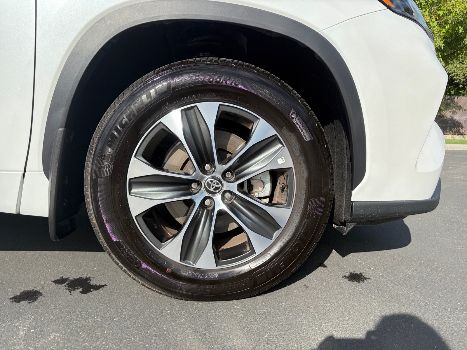 Used 2026 Toyota Highlander XLE AWD/4WD image 31