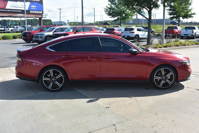 Used 2025 Honda Accord Sport image 4