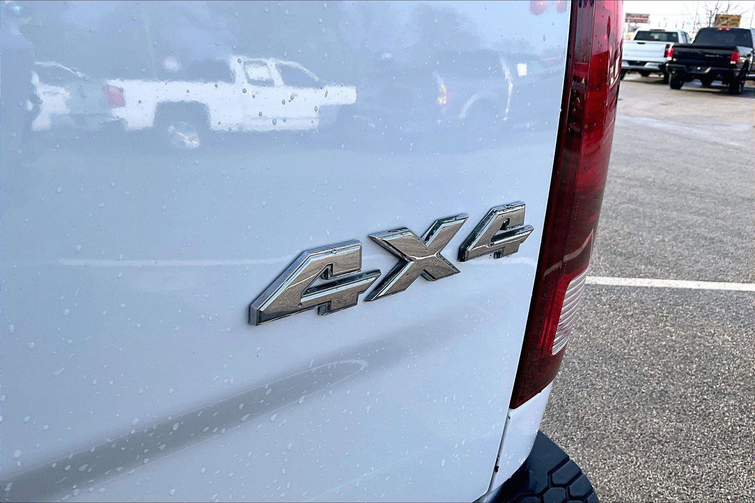 Used 2016 RAM 1500 Sport w/ Sport Premium Group image 9