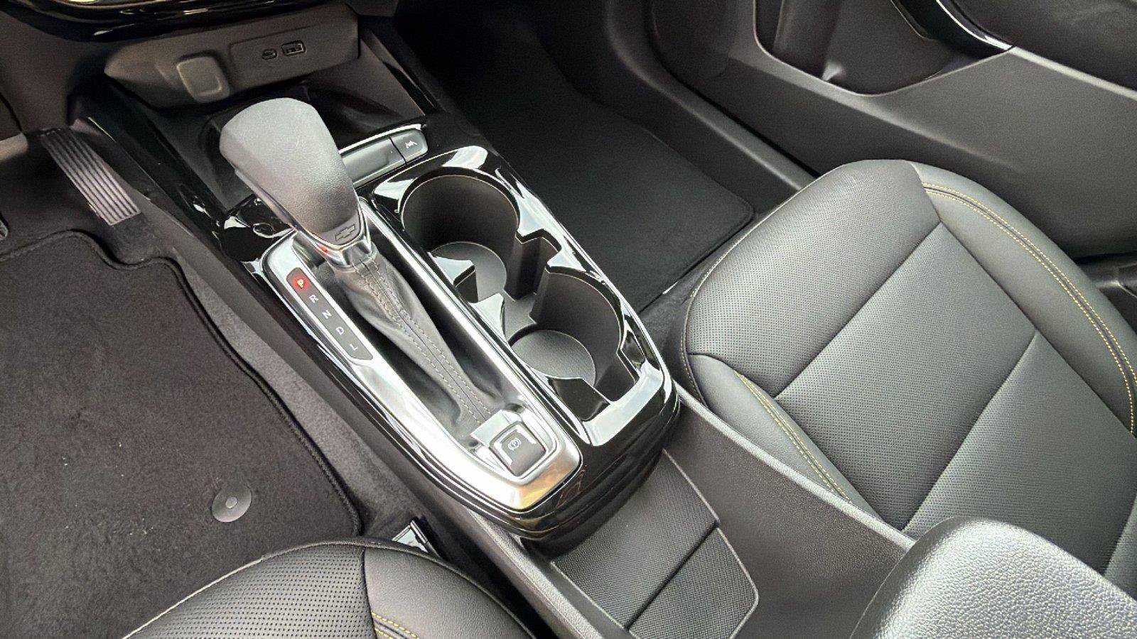 New 2026 Chevrolet Trax ACTIV w/ Sunroof Package FWD image 27