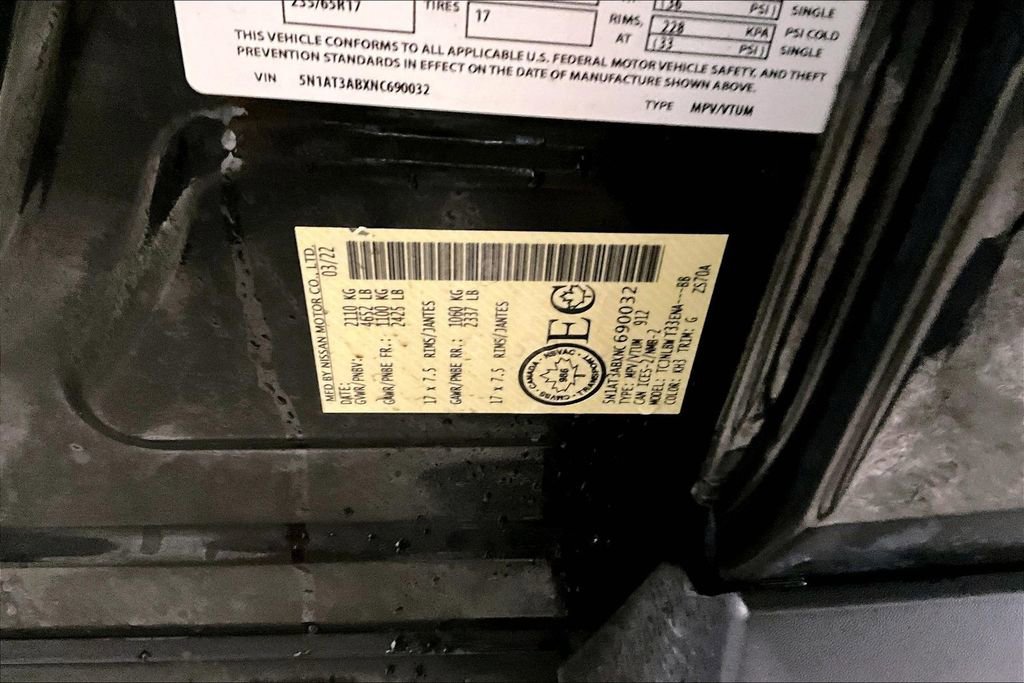 Used 2022 Nissan Rogue S image 19