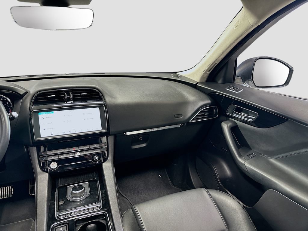 Used 2019 Jaguar F-PACE Premium AWD/4WD image 24