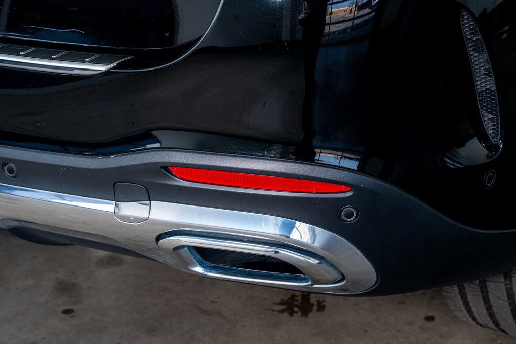 Used 2023 Mercedes-Benz GLE 350 4MATIC w/ AMG Line Exterior image 30