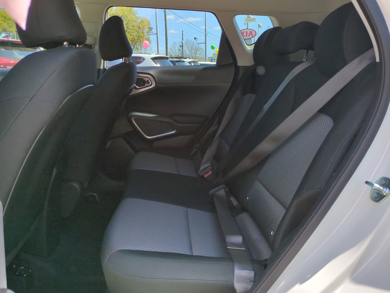 Used 2025 Kia Soul LX image 14