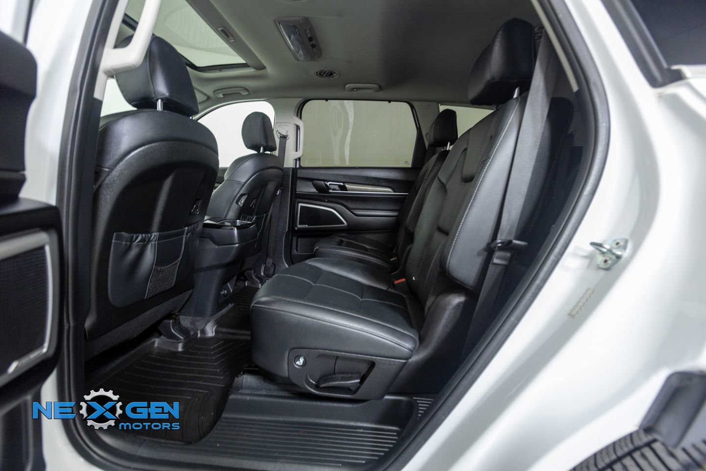 Used 2020 Kia Telluride EX w/ EX Premium Package image 27