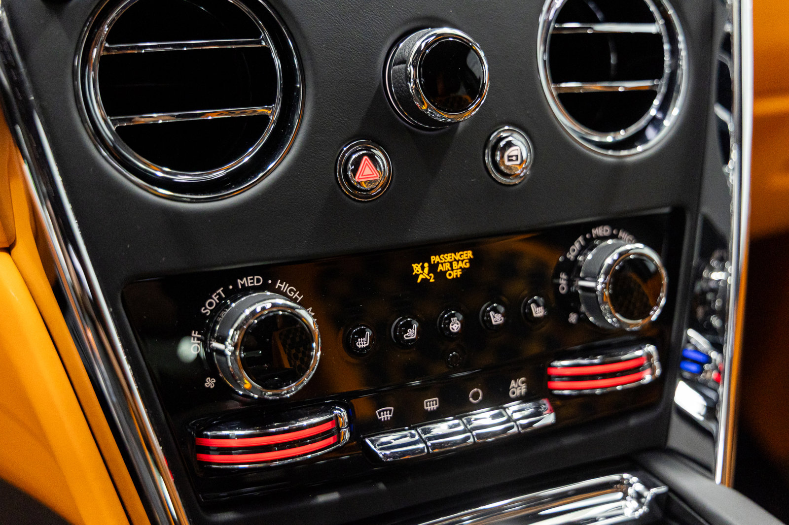 New 2026 Rolls-Royce Cullinan image 29