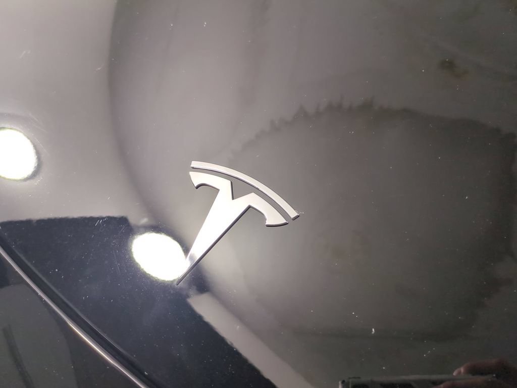 Used 2024 Tesla Model Y Long Range AWD/4WD image 13