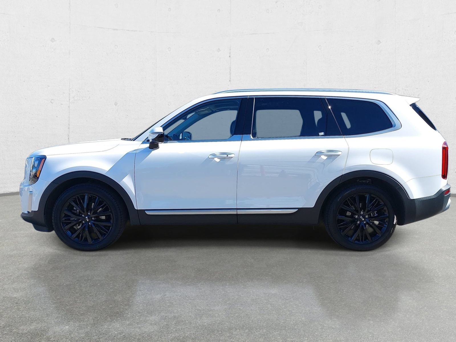 Used 2021 Kia Telluride SX w/ Towing Package FWD image 8