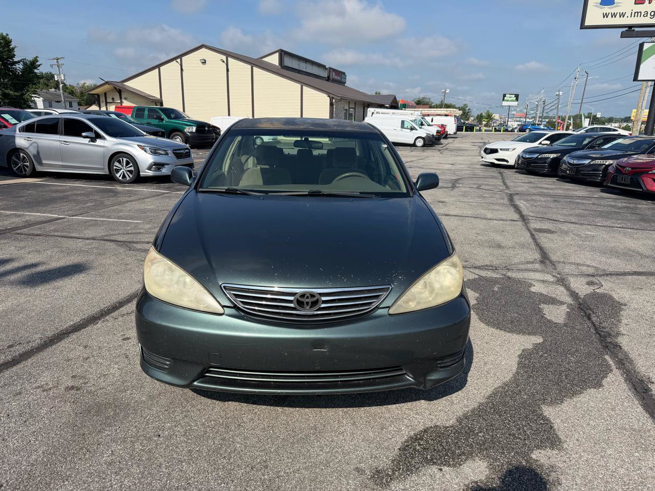 Used 2006 Toyota Camry XLE FWD image 3