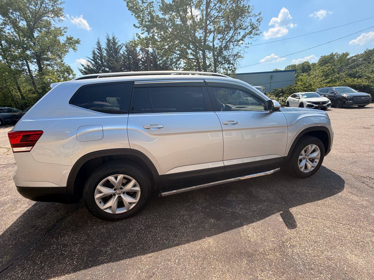 Used 2019 Volkswagen Atlas S w/ Towing Package AWD/4WD image 7