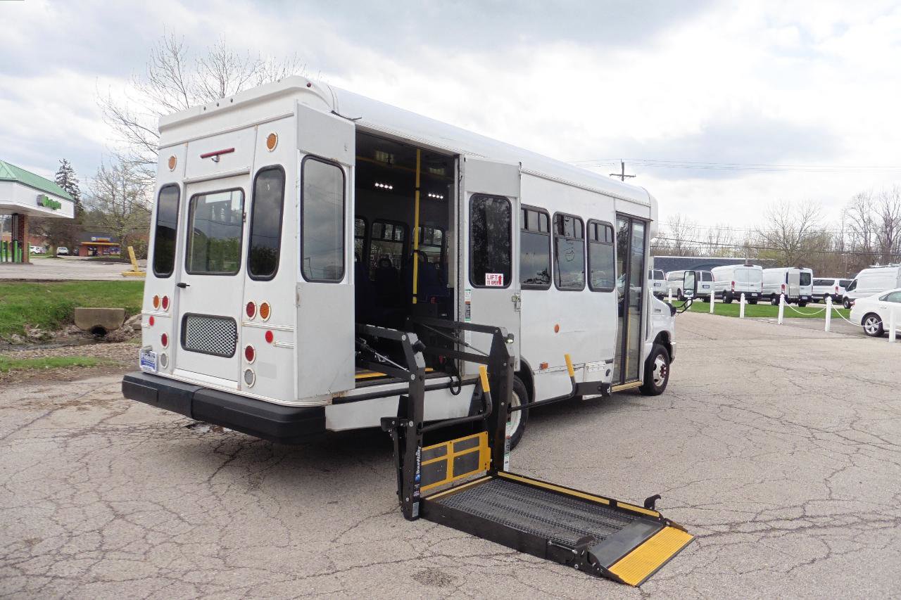 Used 2017 Ford E-450 and Econoline 450 Super Duty w/ Shuttle Bus Prep Package image 27