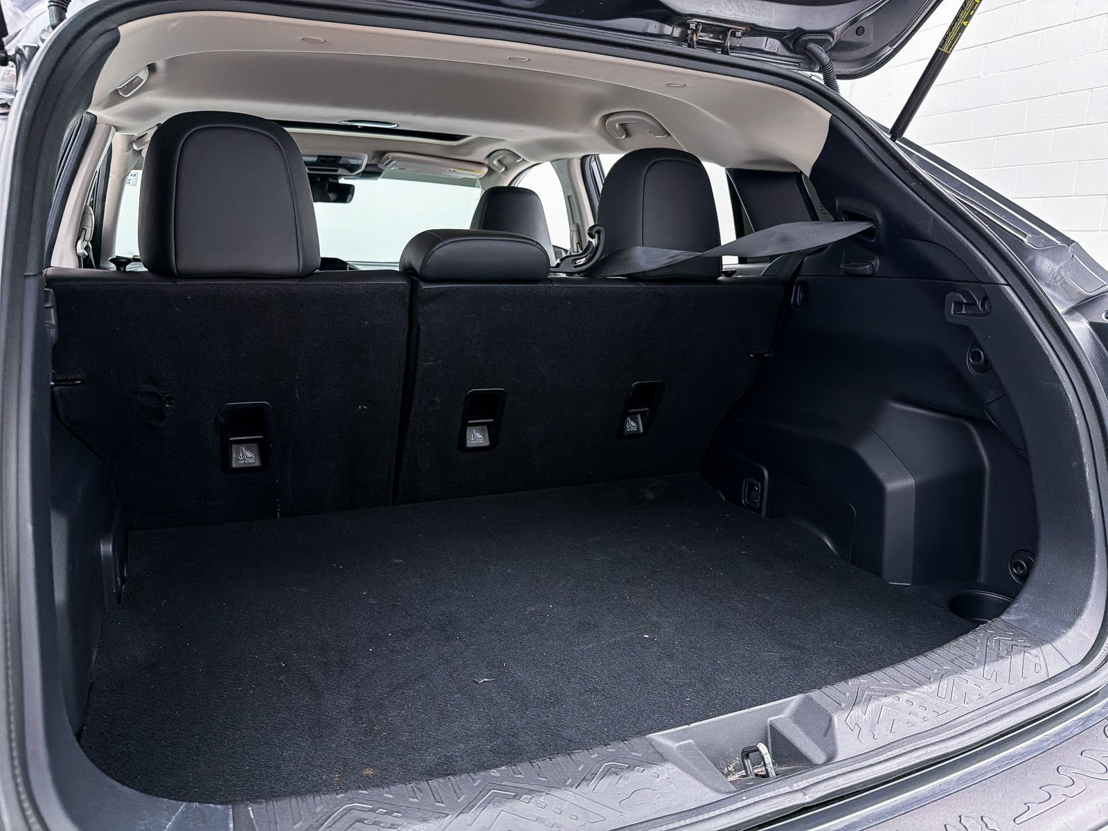 Used 2024 Subaru Crosstrek 2.5i Limited w/ Crosstrek Mirror Package image 31