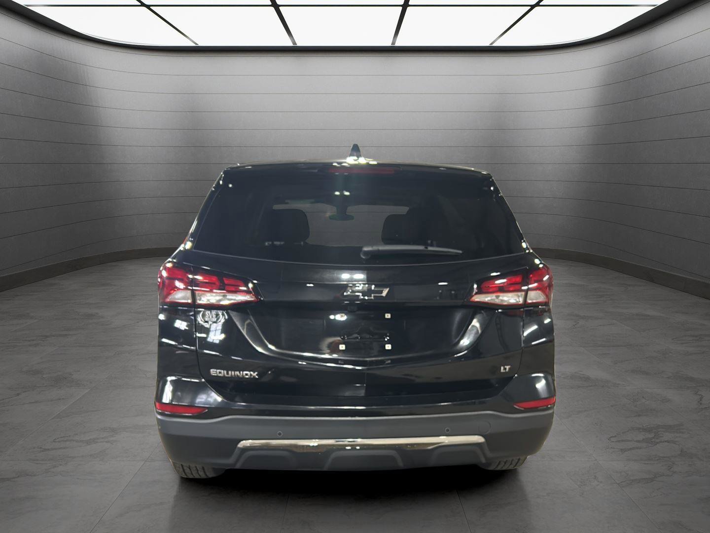 Used 2023 Chevrolet Equinox LT image 4