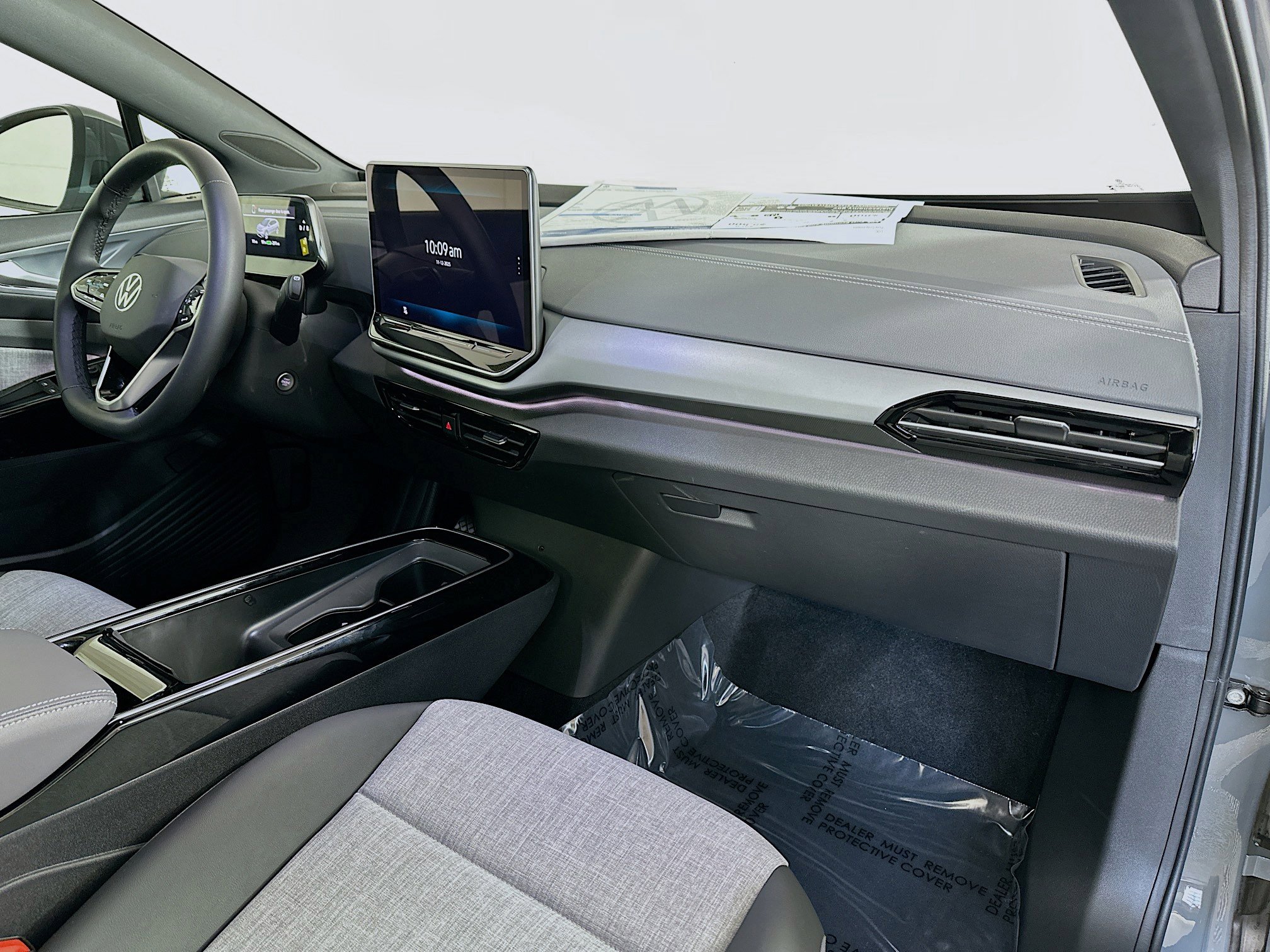 New 2025 Volkswagen ID.4 Pro image 27