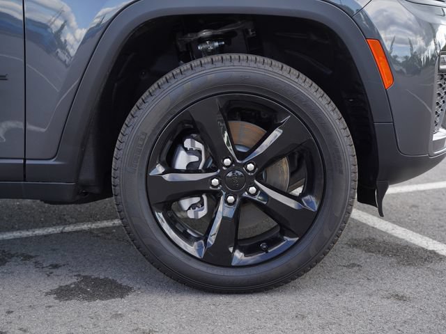 New 2026 Jeep Grand Cherokee L Limited w/ Limited Altitude Package AWD/4WD image 43