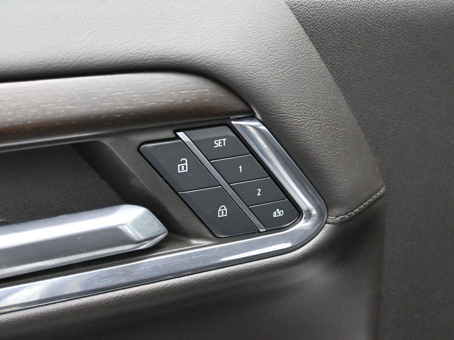 Used 2024 GMC Sierra 2500 Denali w/ Denali Reserve Package image 10