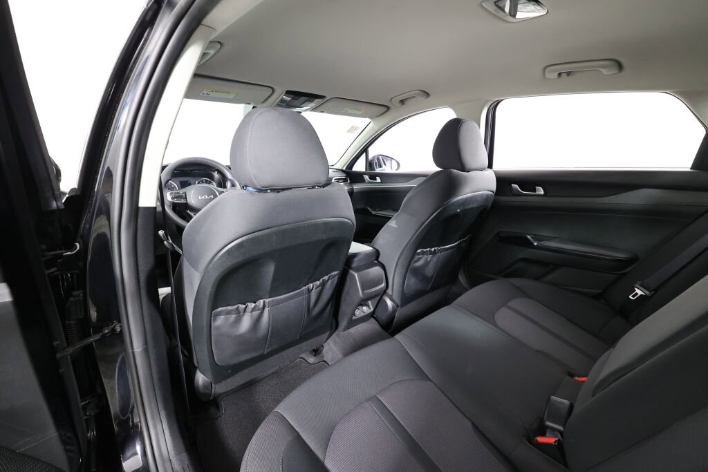 Used 2023 Kia K5 LXS FWD image 14