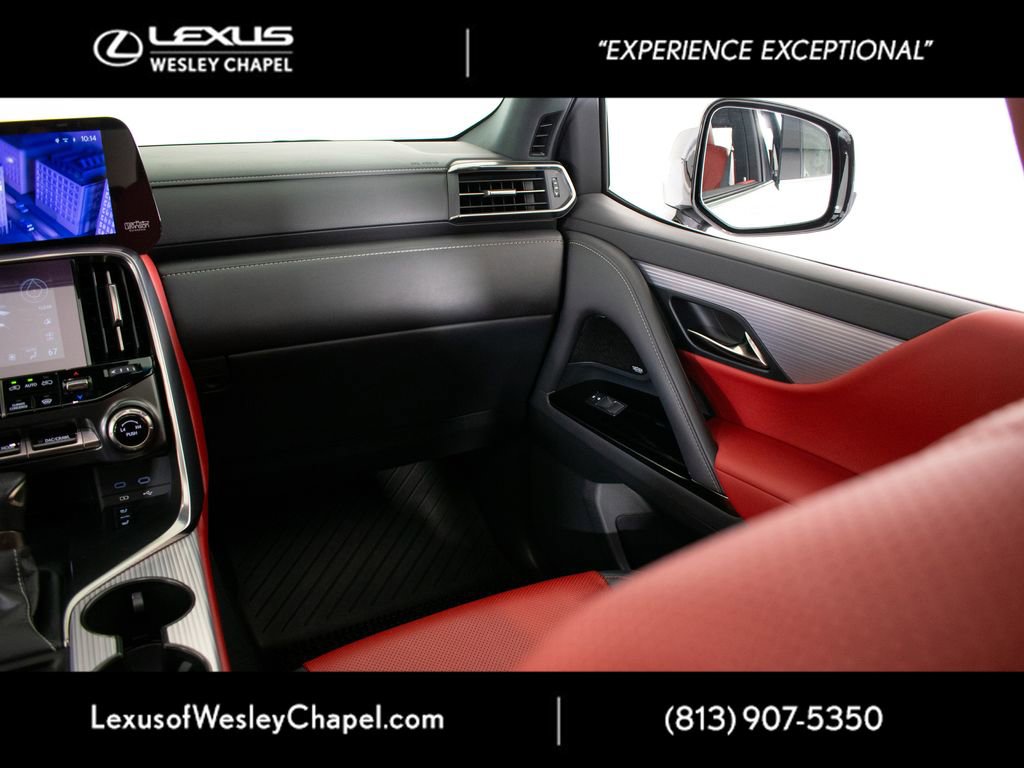 Used 2025 Lexus LX 600 F Sport w/ Accessory Package (2T) image 31