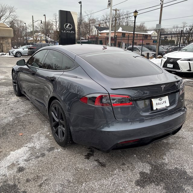 Used 2021 Tesla Model S Plaid image 18