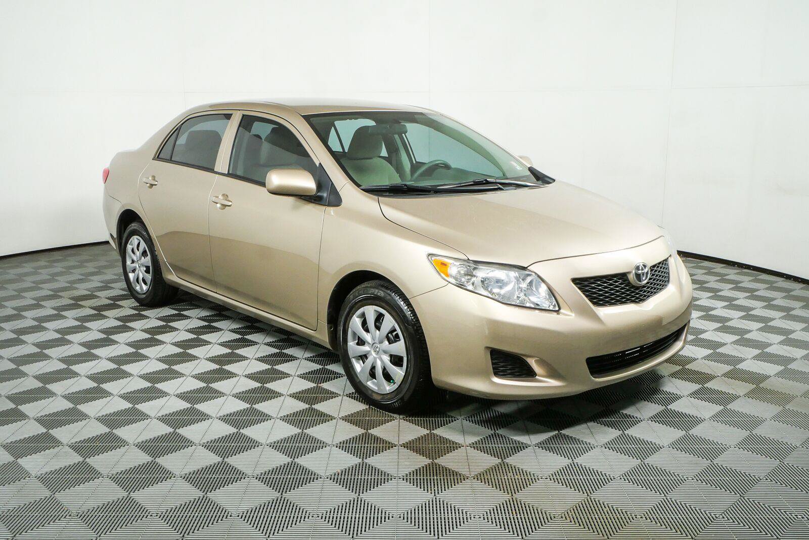 Used 2010 Toyota Corolla LE w/ LE EVP Pkg #1