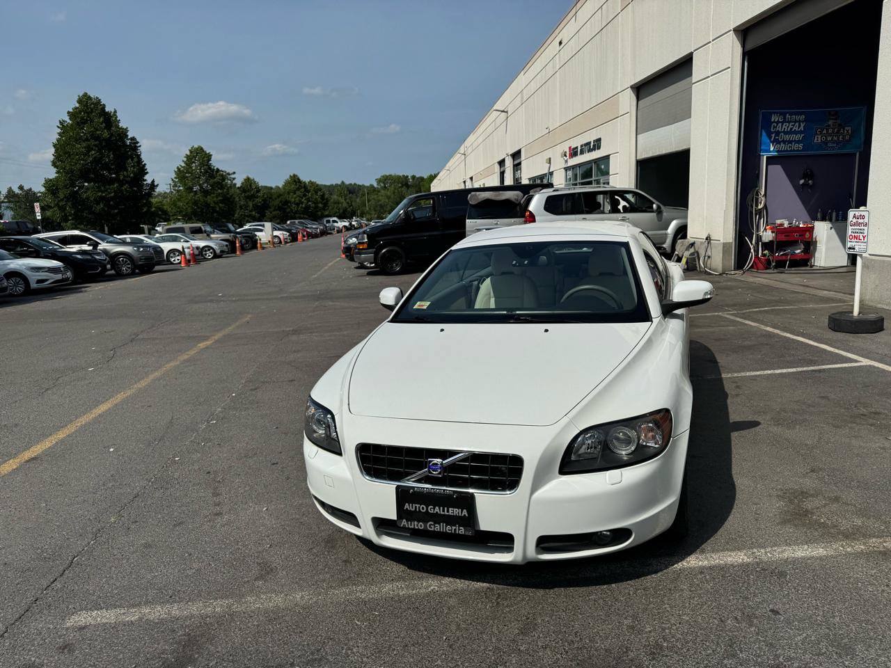 Used 2009 Volvo C70 T5 FWD image 13