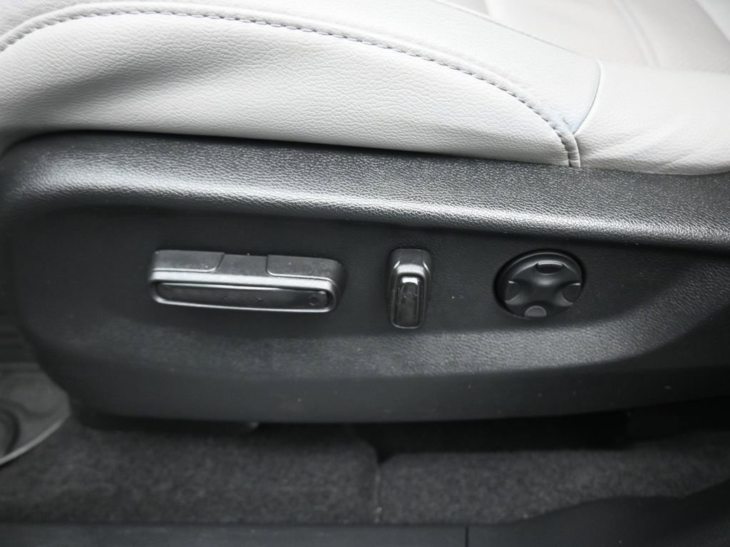 Used 2021 Honda CR-V EX-L image 12