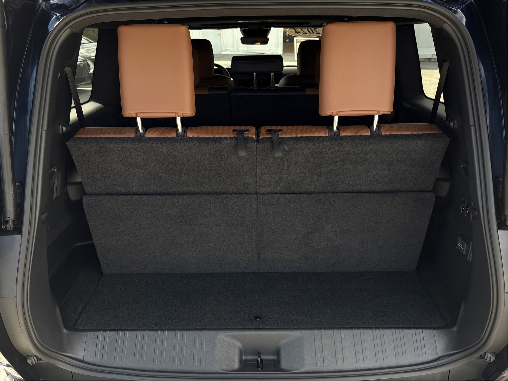 Used 2024 Lexus GX 550 550 Luxury image 11