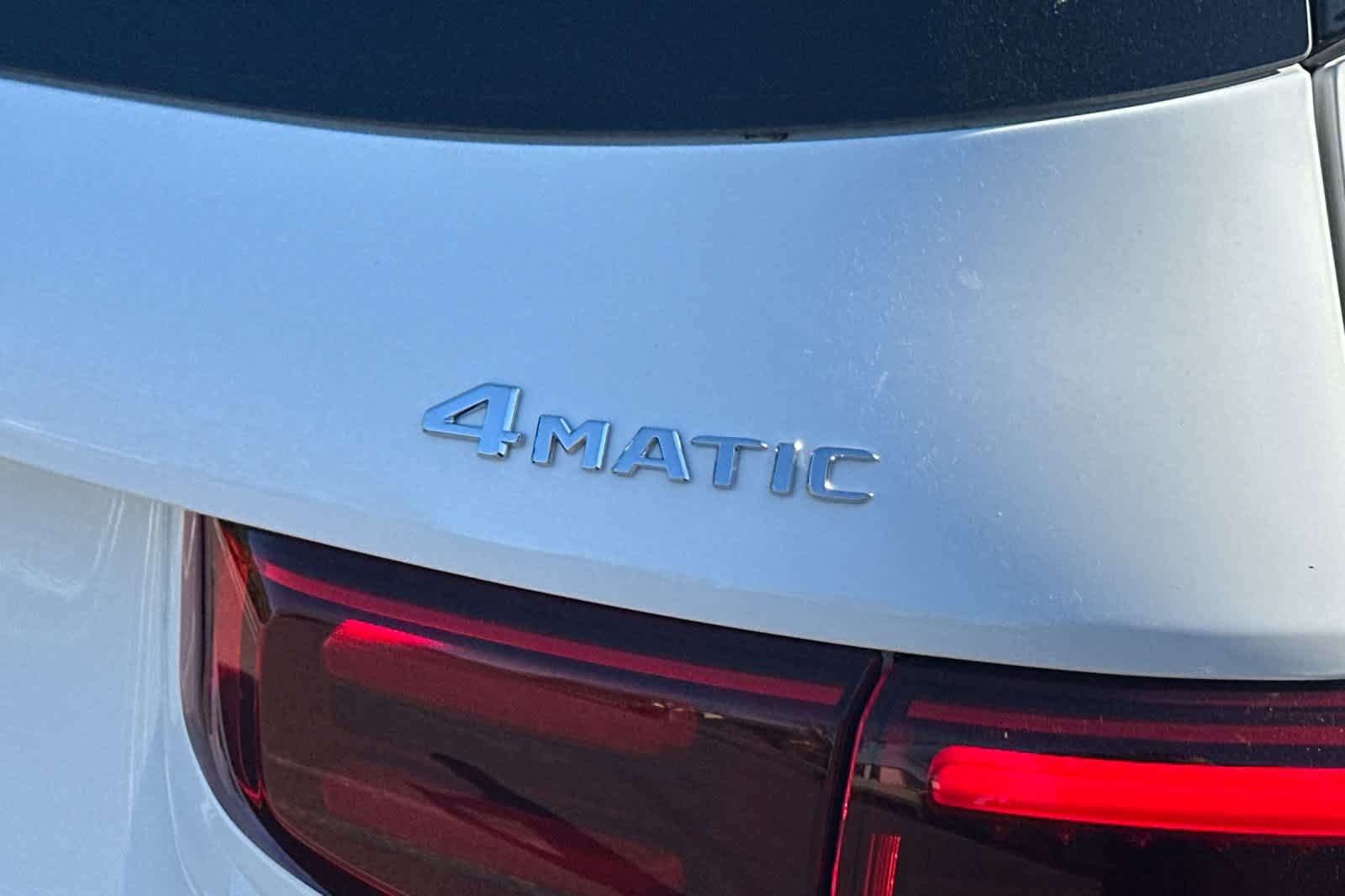 New 2026 Mercedes-Benz GLB 250 4MATIC image 25