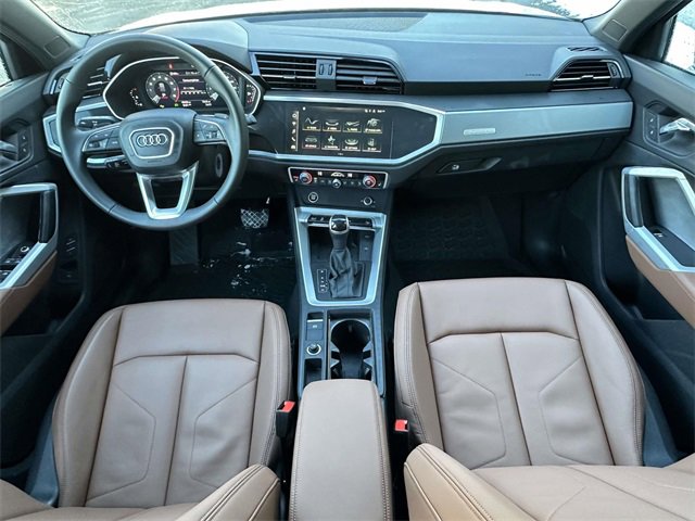Certified 2025 Audi Q3 2.0T Premium w/ Convenience Package image 17