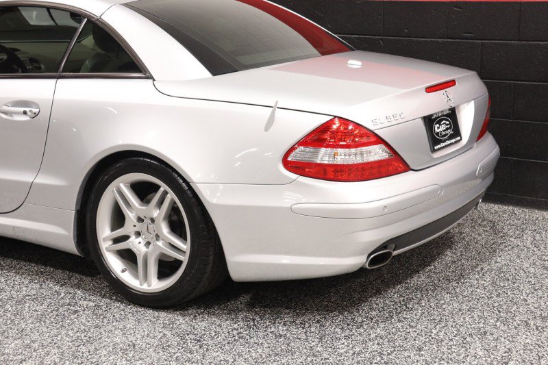 Used 2008 Mercedes-Benz SL 550 image 26