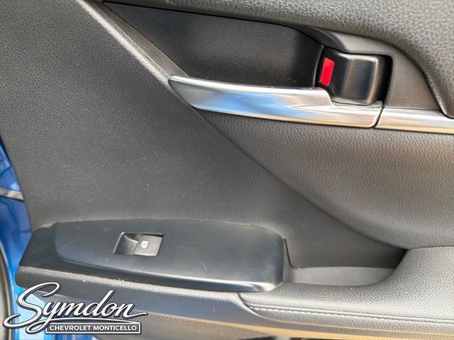 Used 2020 Toyota Camry XSE image 21