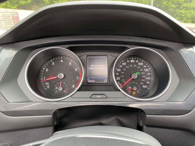 Used 2018 Volkswagen Tiguan SEL image 27