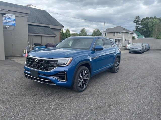 New 2025 Volkswagen Atlas Cross Sport SEL Premium R-Line image 1