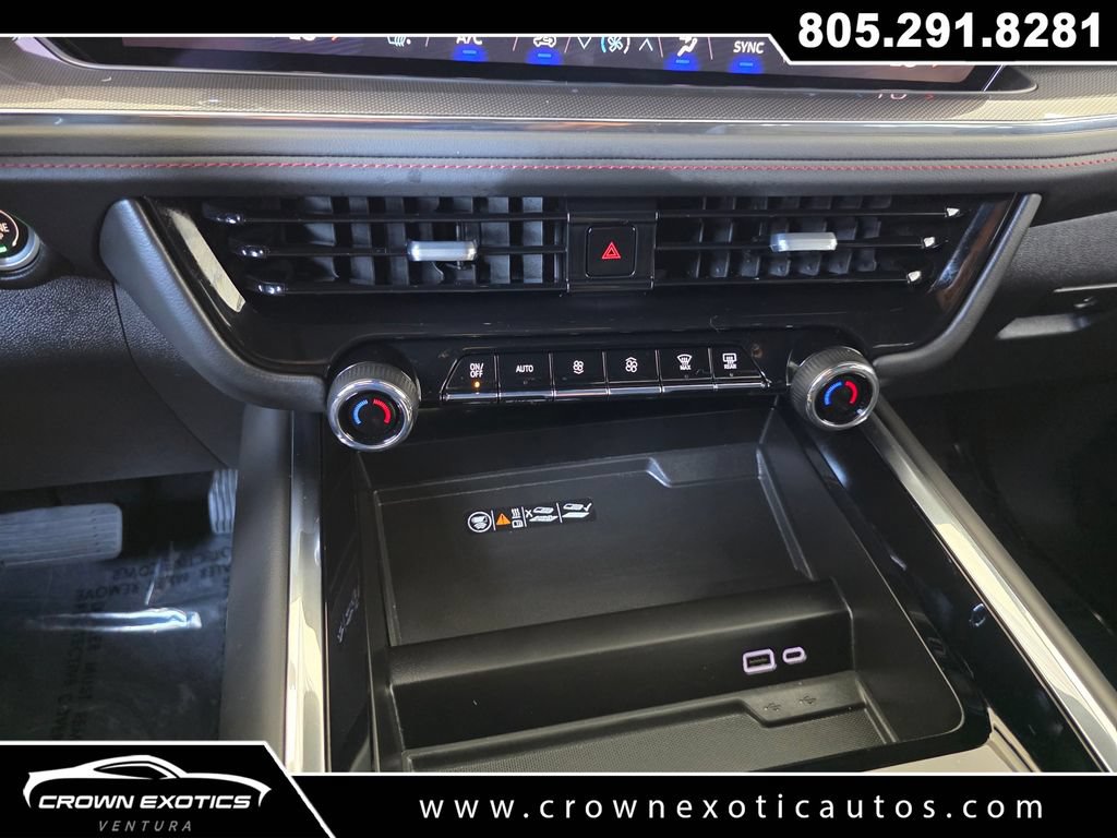 Used 2026 Chevrolet Suburban RST AWD/4WD image 27