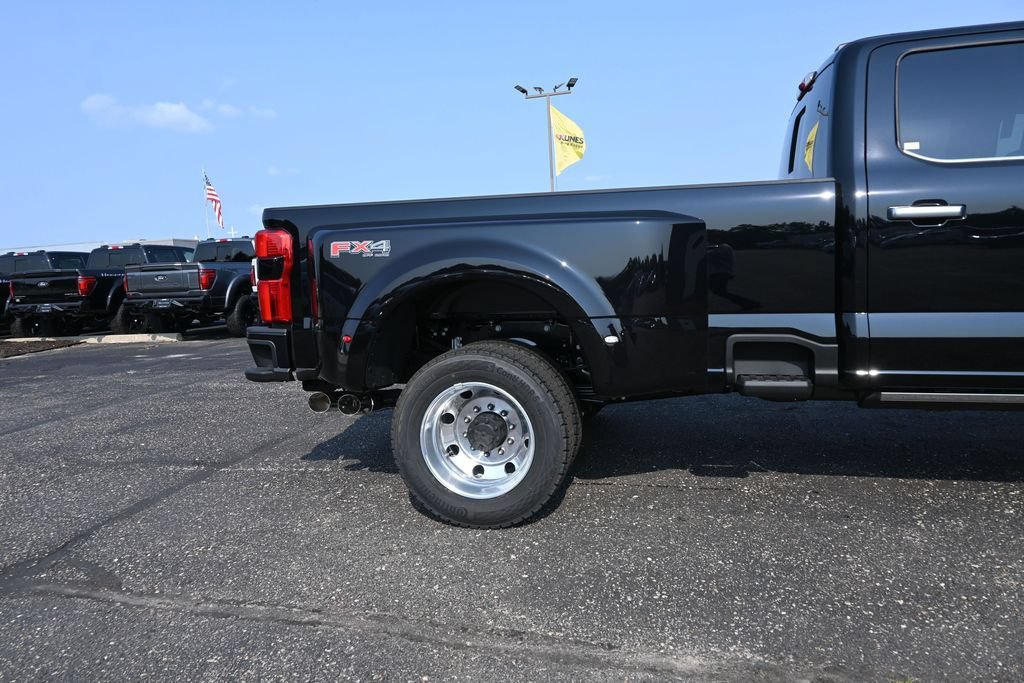 New 2026 Ford F450 Platinum w/ Platinum Plus Package AWD/4WD image 16